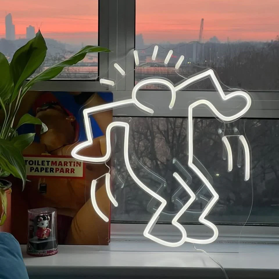 Sculpture “Keith Haring V8 Heart of Men 400% +100%” from Be